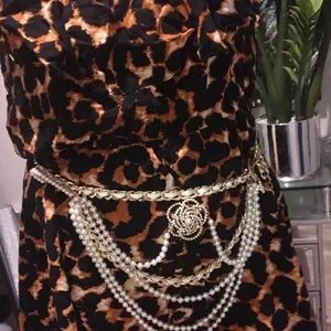 Gold chain belt with pearls and camellia flower charms Accessories | Gold Chain Belt With Pearls And Camellia  main image 2